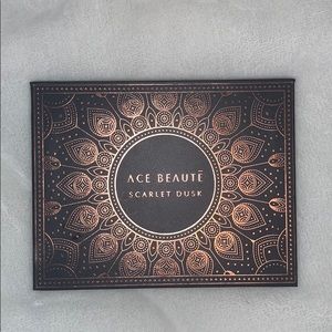 Ace beaute scarlet dusk eyeshadow palette